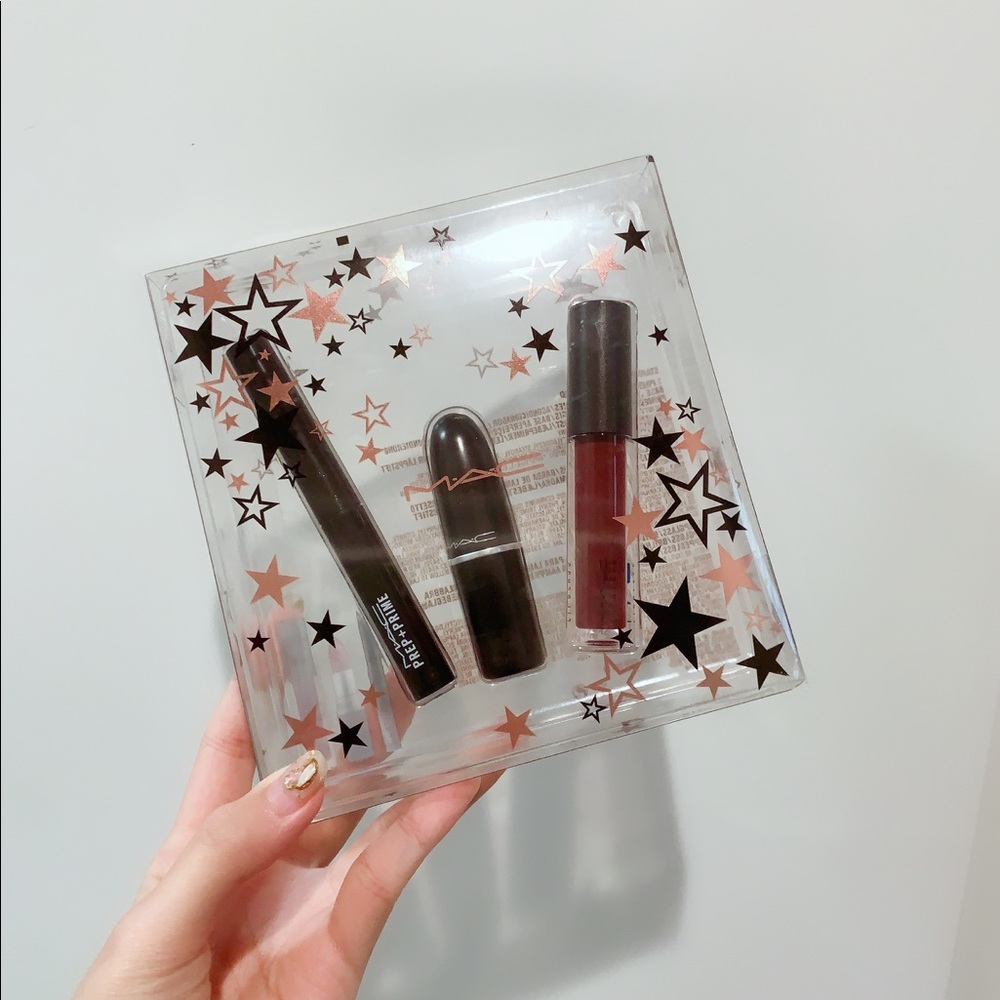 NEW MAC Stars Of The Party Kit